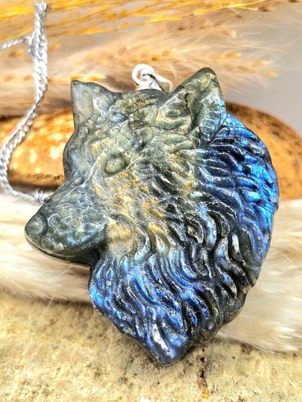 Nature Labradorite Carved Wolf head Pendant Necklace